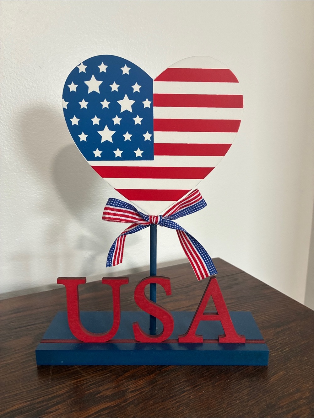 NWT- Wooden Patriotic Heart Tabletop Decor w/ Red USA On a Blue Base